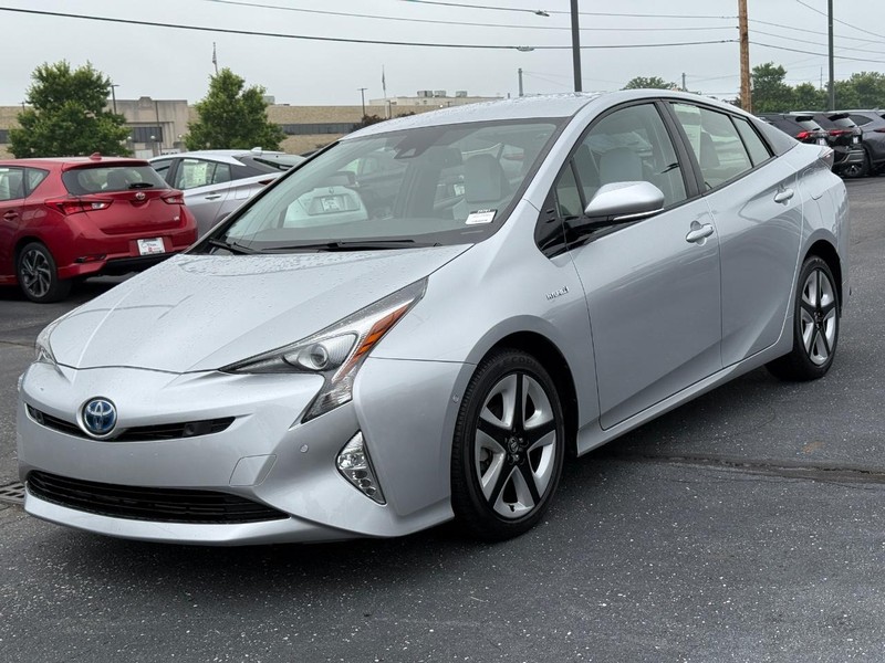 Toyota Prius Vehicle Image 08