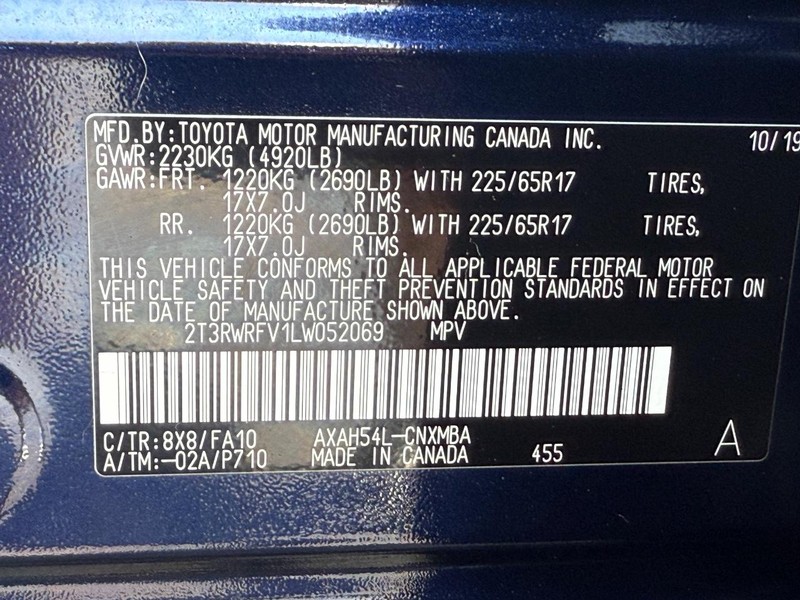 Toyota RAV4 Hybrid Vehicle Image 25