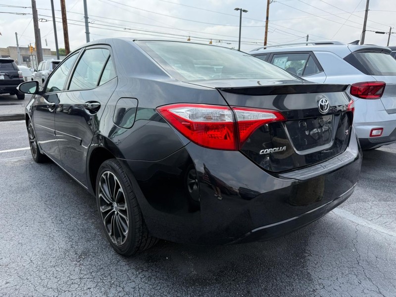 Toyota Corolla Vehicle Image 03