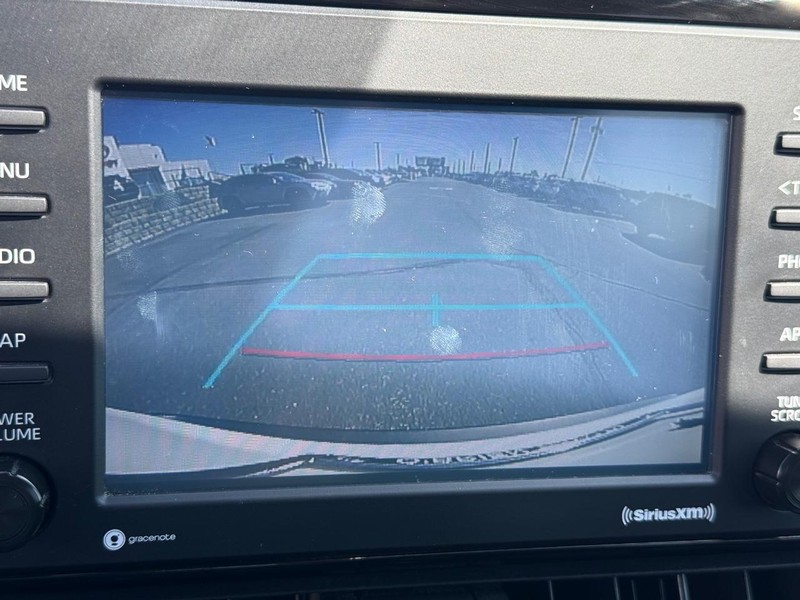 Toyota RAV4 Vehicle Image 17