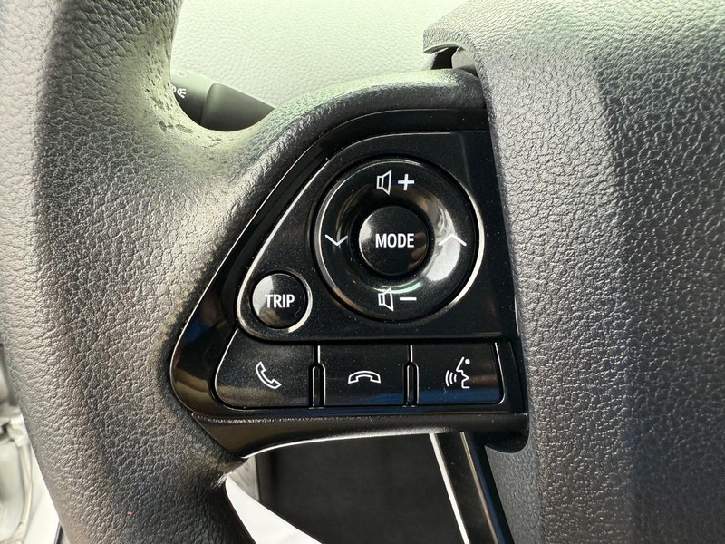 Toyota Prius Vehicle Image 13