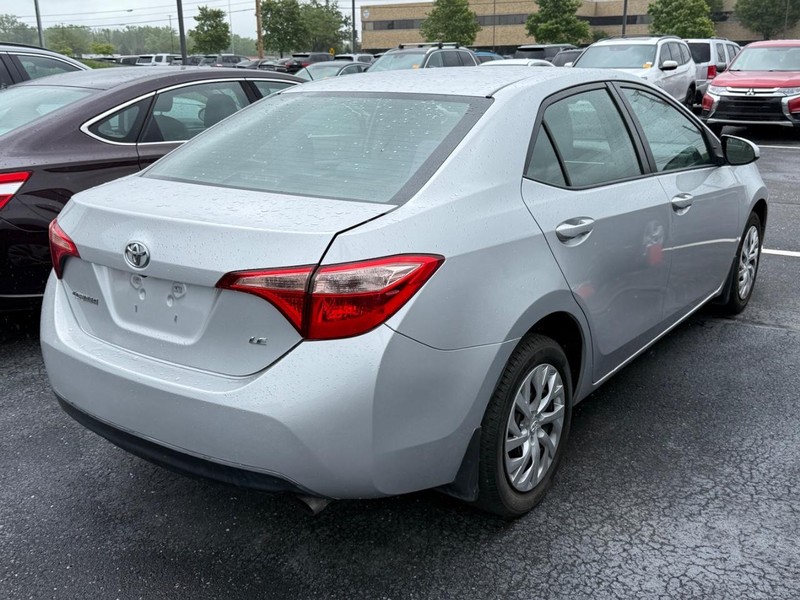 Toyota Corolla Vehicle Image 04
