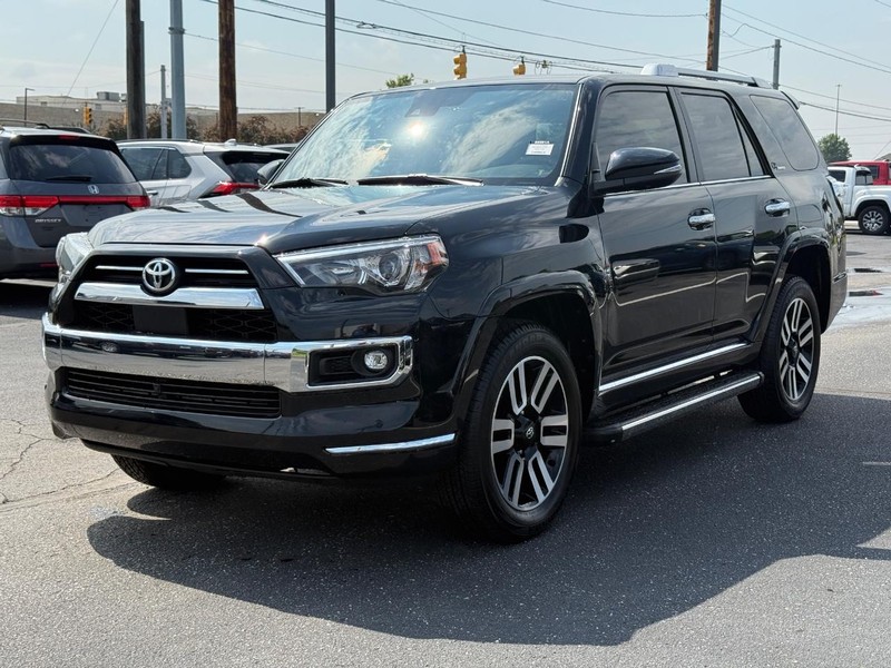 Toyota 4Runner Vehicle Image 08
