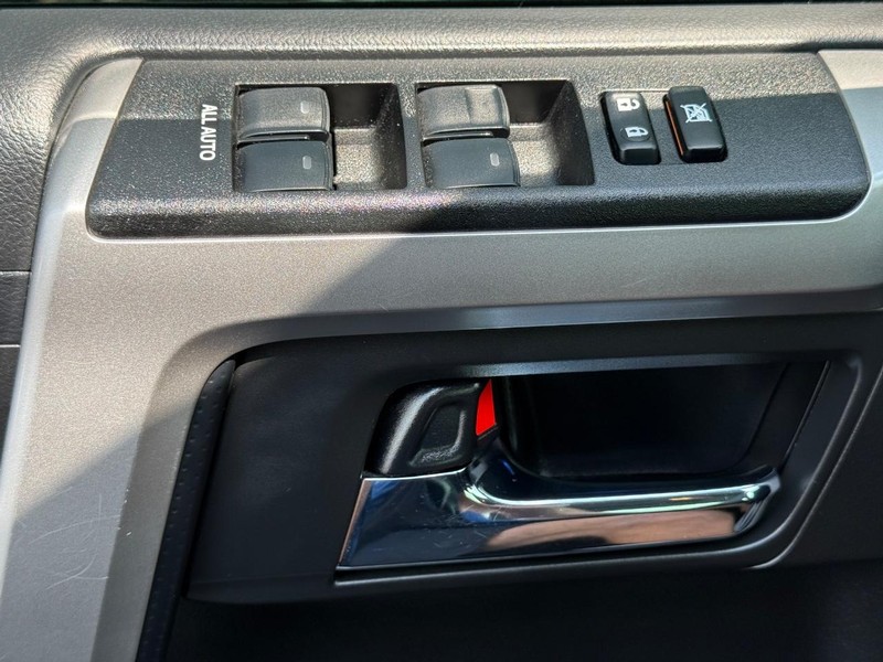 Toyota 4Runner Vehicle Image 26