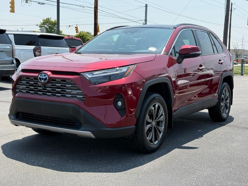 Toyota RAV4 Hybrid Vehicle Image 08