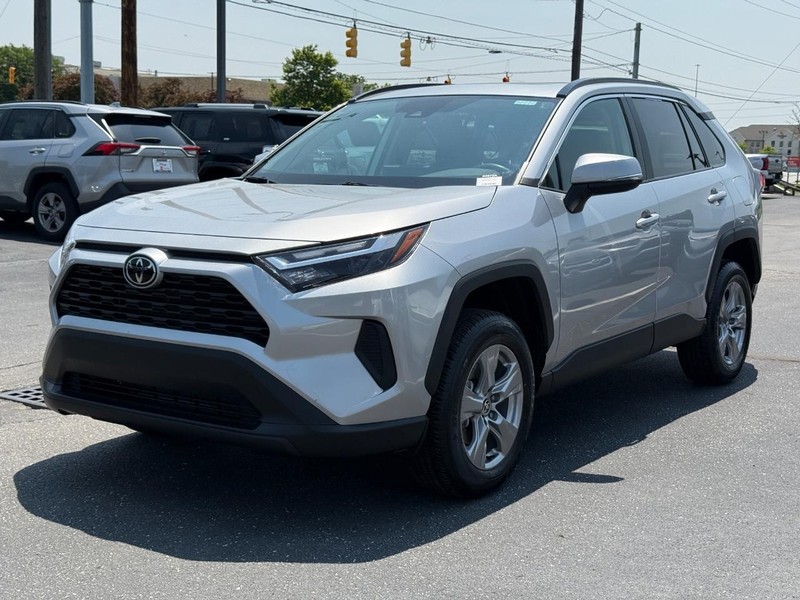 Toyota RAV4 Vehicle Image 08