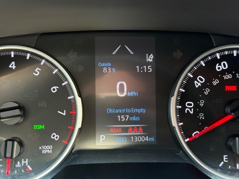 Toyota RAV4 Vehicle Image 22