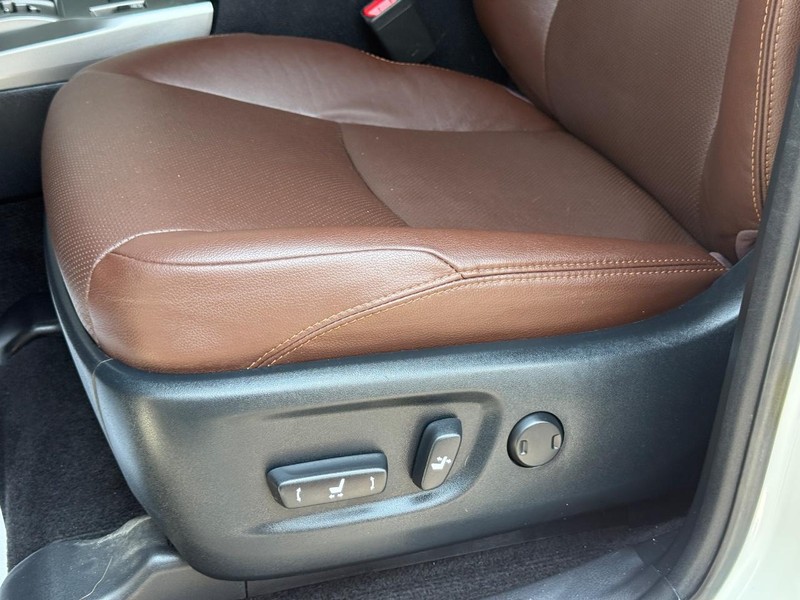 Toyota 4Runner Vehicle Image 28