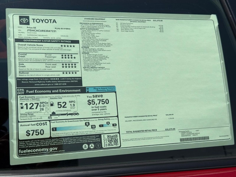 Toyota Prius Plug-In Hybrid Vehicle Image 19