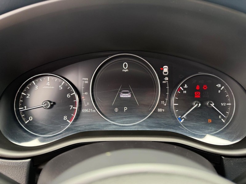 Mazda CX-30 Vehicle Image 21