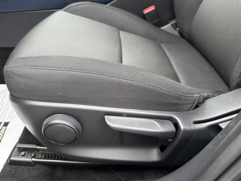 Mazda CX-30 Vehicle Image 24