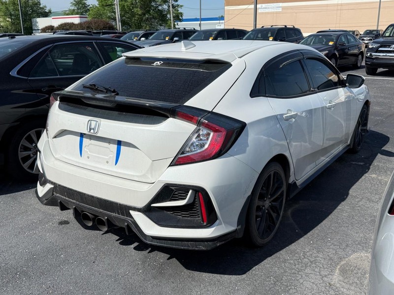 Honda Civic Hatchback Vehicle Image 04