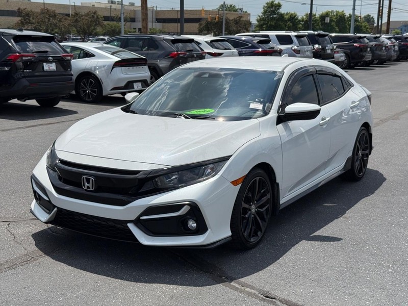 Honda Civic Hatchback Vehicle Image 08