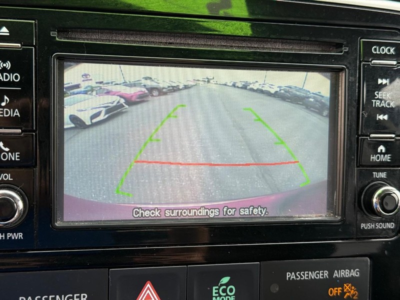 Mitsubishi Outlander Vehicle Image 17