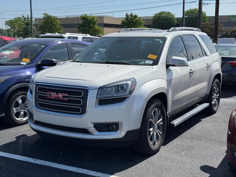 GMC Acadia Vehicle Image 02