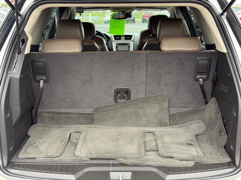 GMC Acadia Vehicle Image 07