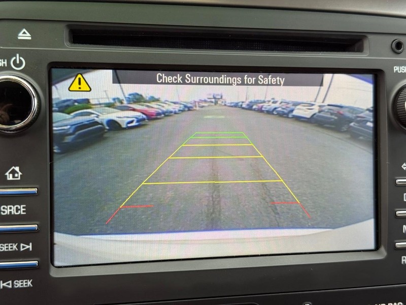 GMC Acadia Vehicle Image 20