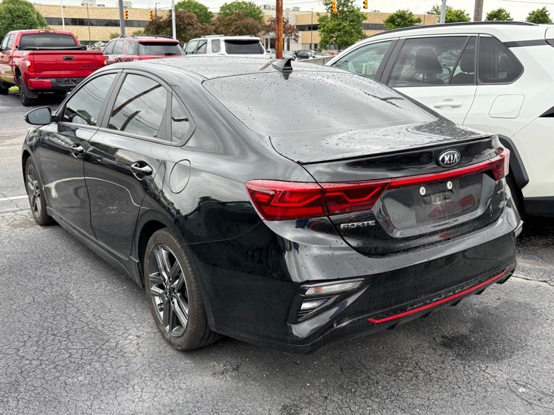 Kia Forte Vehicle Image 03