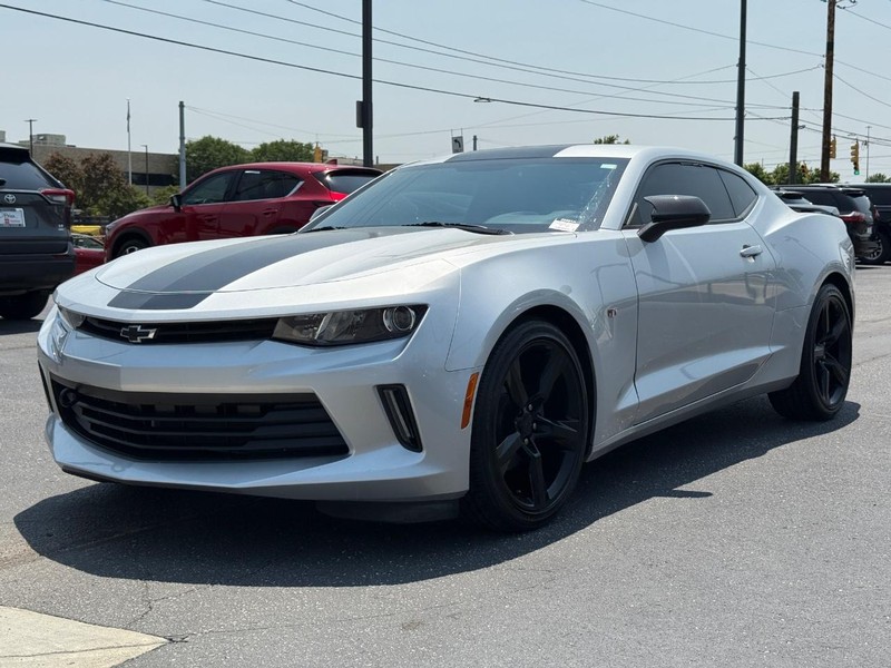 Chevrolet Camaro Vehicle Image 08
