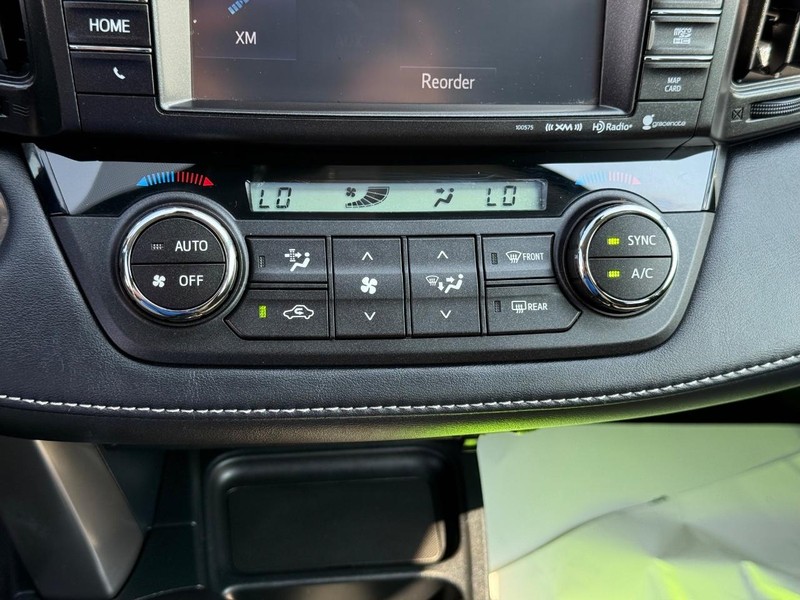 Toyota RAV4 Hybrid Vehicle Image 20