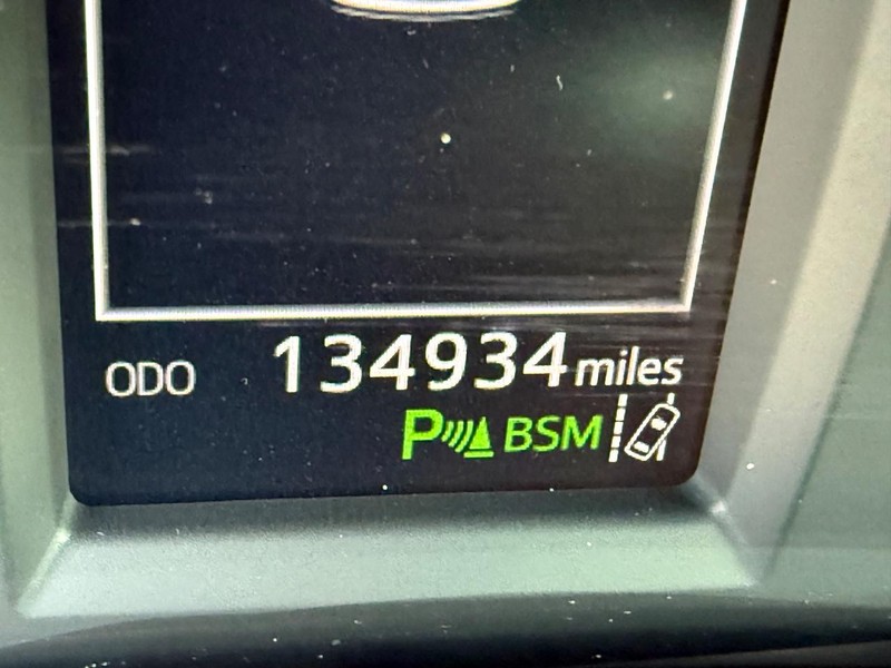 Toyota RAV4 Hybrid Vehicle Image 25