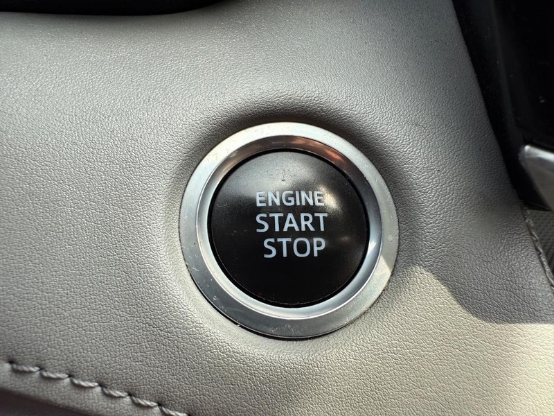 Toyota Highlander Vehicle Image 18