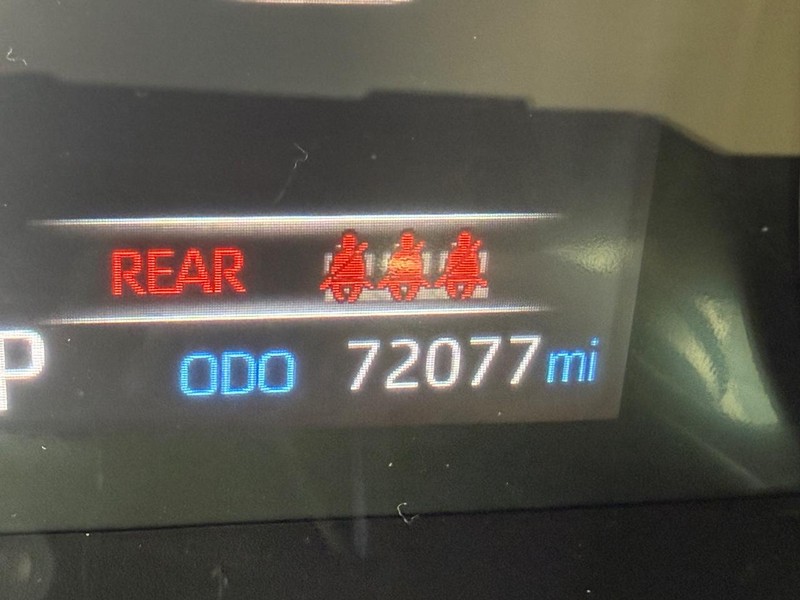 Toyota RAV4 Hybrid Vehicle Image 24