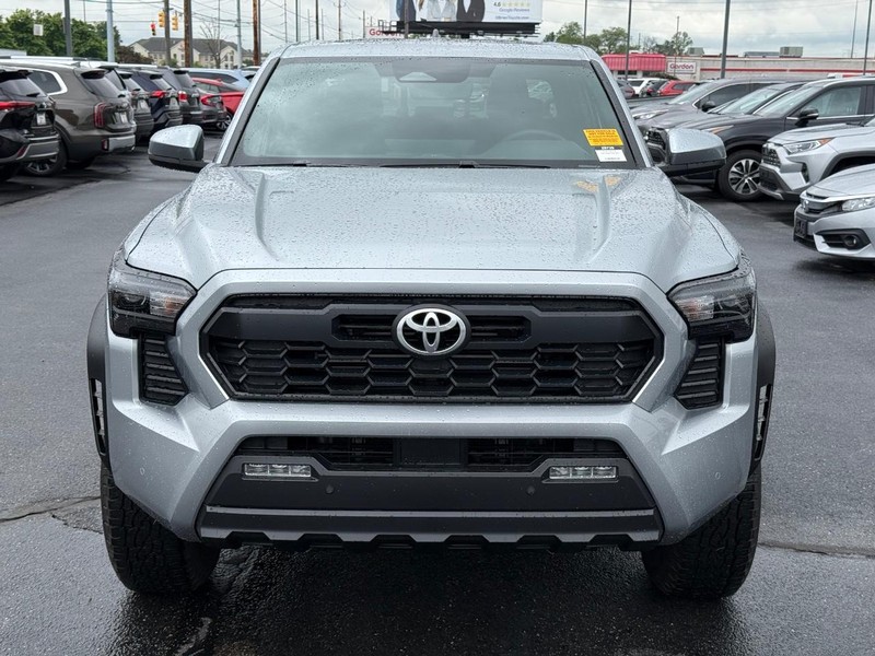 Toyota Tacoma 4WD Vehicle Image 09