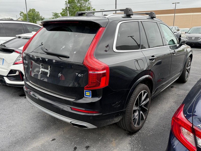 Volvo XC90 Vehicle Image 04
