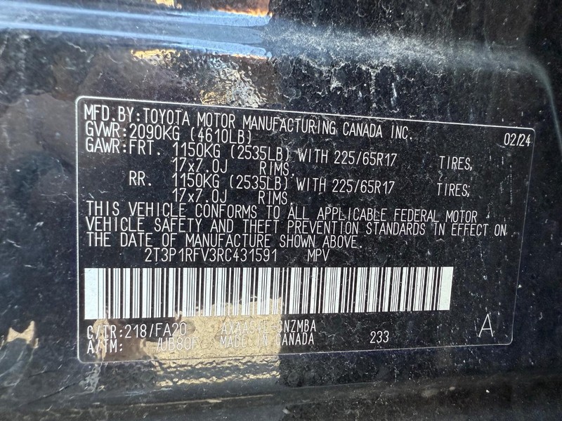 Toyota RAV4 Vehicle Image 25