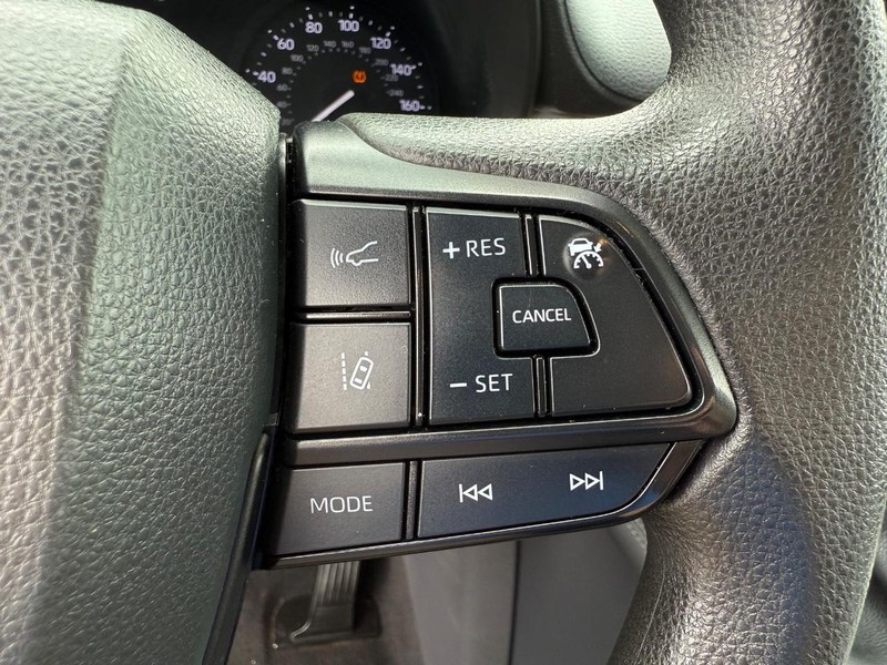 Toyota Sienna Vehicle Image 15