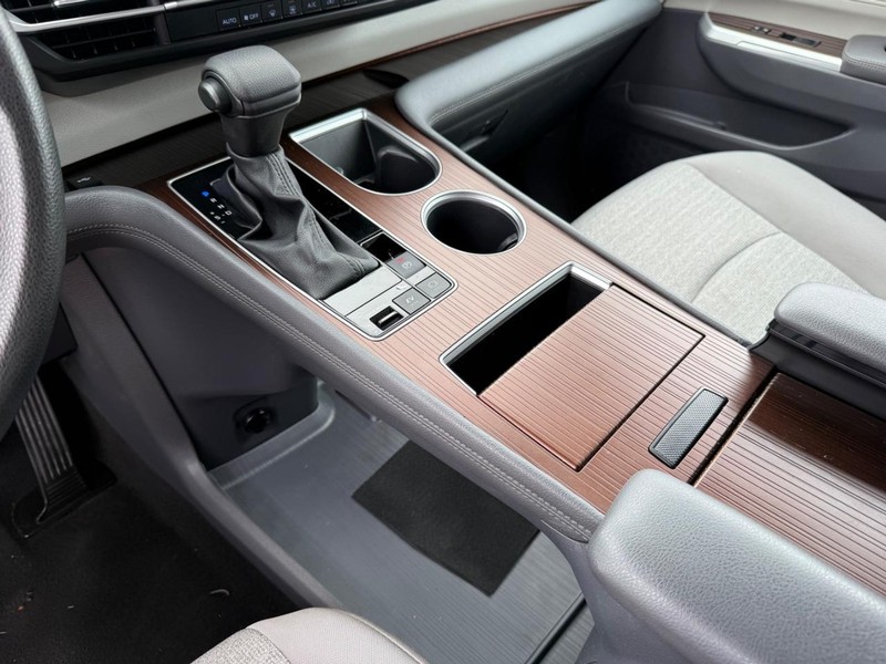 Toyota Sienna Vehicle Image 20