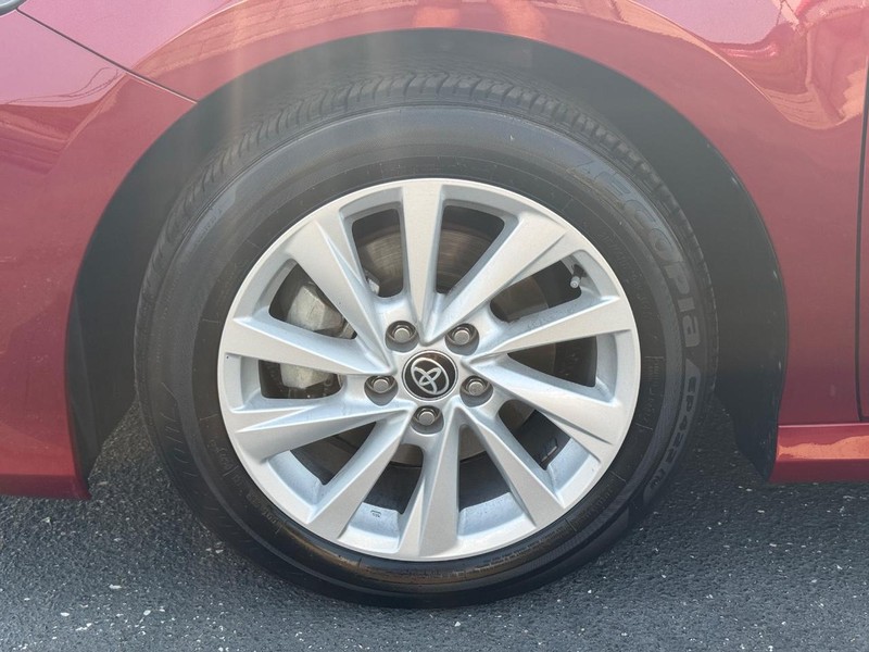 Toyota Camry Vehicle Image 07