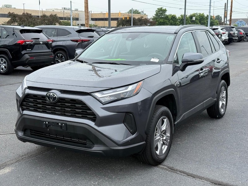 Toyota RAV4 Vehicle Image 07