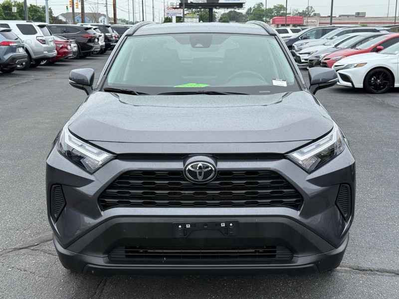 Toyota RAV4 Vehicle Image 08