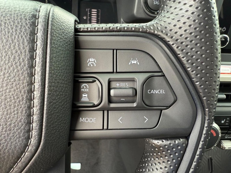 Toyota Tacoma 4WD Vehicle Image 08