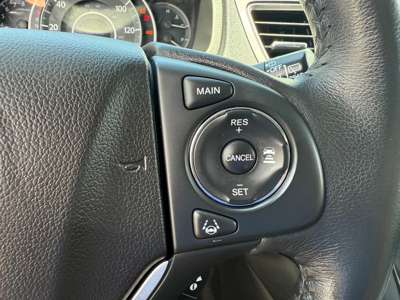 Honda CR-V Vehicle Image 16