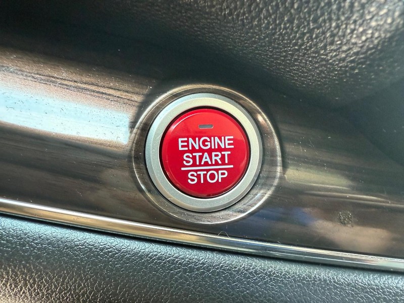 Honda CR-V Vehicle Image 17