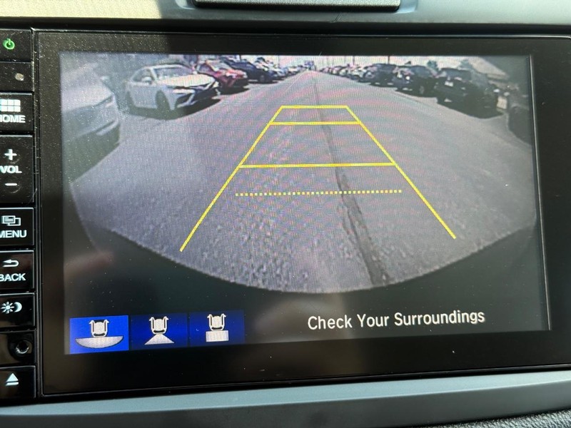 Honda CR-V Vehicle Image 20
