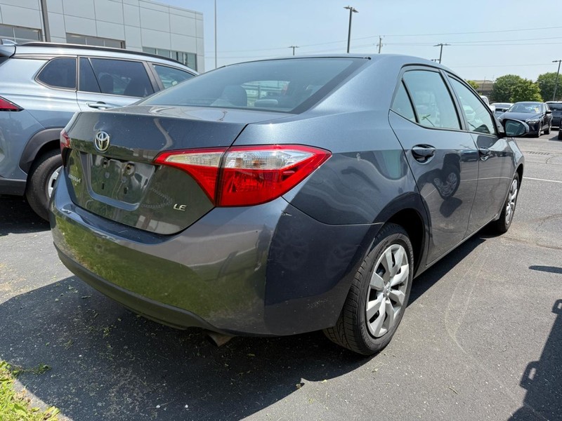 Toyota Corolla Vehicle Image 02