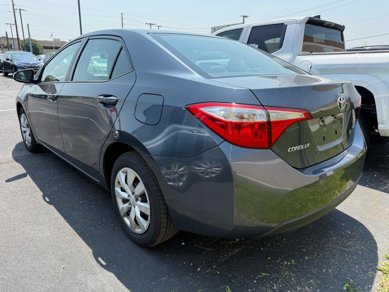 Toyota Corolla Vehicle Image 03