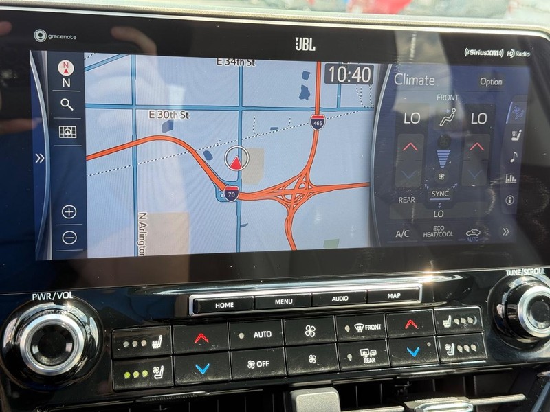 Toyota Highlander Vehicle Image 19