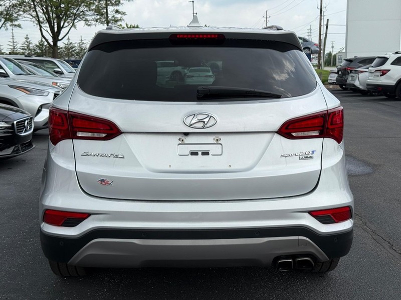Hyundai Santa Fe Sport Vehicle Image 04