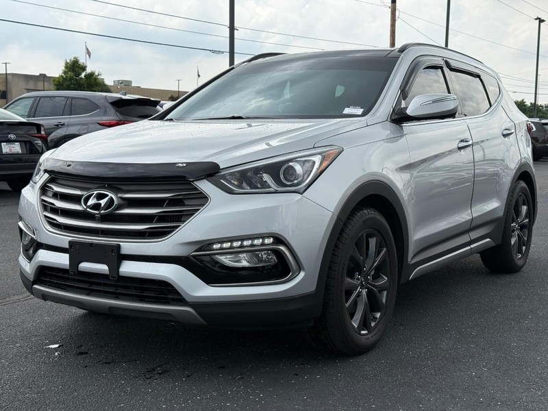 Hyundai Santa Fe Sport Vehicle Image 08