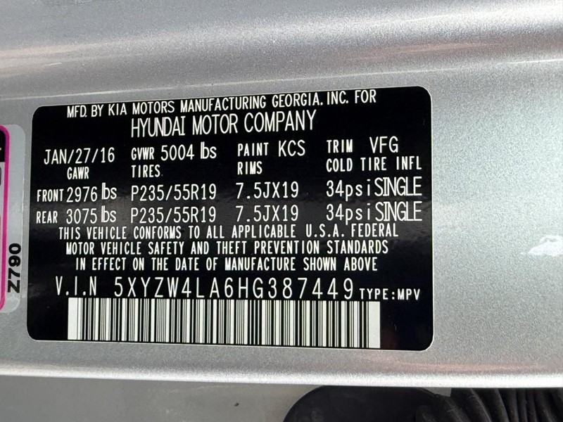 Hyundai Santa Fe Sport Vehicle Image 32