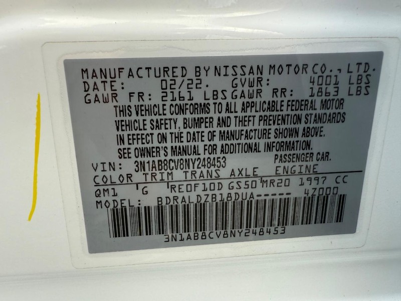 Nissan Sentra Vehicle Image 25
