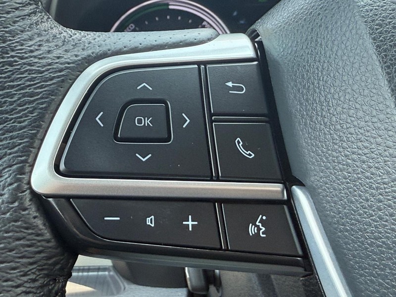 Toyota Sienna Vehicle Image 16