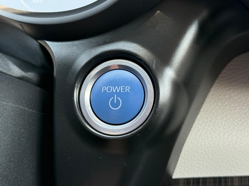 Toyota Sienna Vehicle Image 18