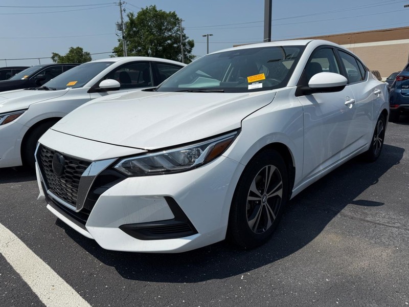 Nissan Sentra Vehicle Image 04