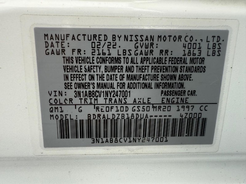 Nissan Sentra Vehicle Image 25